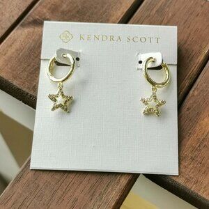 Kendra Scott Jae Star Earrings. Gold White Crystal